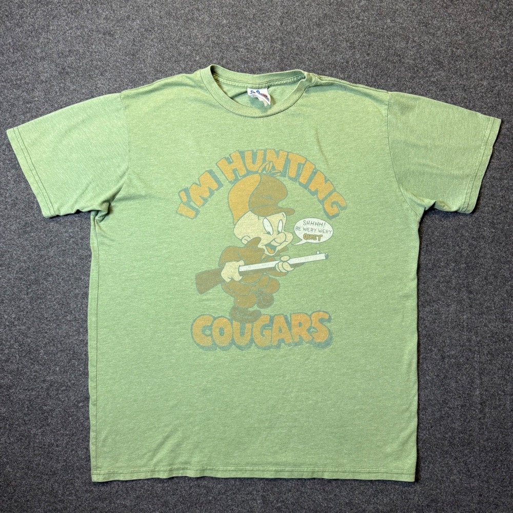 Junk Food T-Shirt Mens L Green Elmer Fudd Hunting Cougars Graphic Made in usa